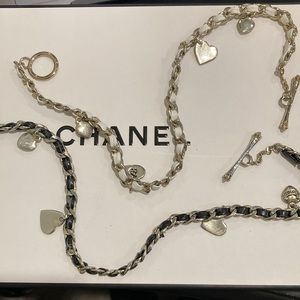 JUICY COUTURE white leather choker necklace